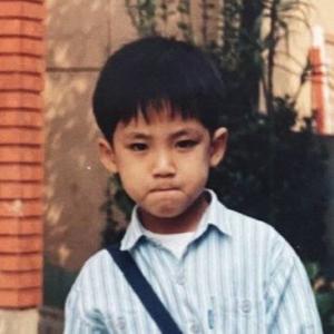 Hybe流浪女_头像