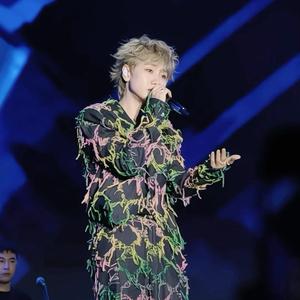 小奶芙_silence头像