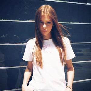 鱼渡涵塘(>_<)头像