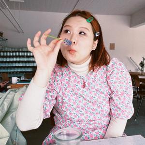 小彤游泳裤头像