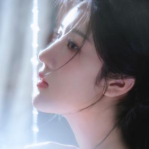 小黄油块跳头像