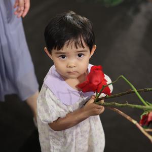 郑在通话中♏️头像