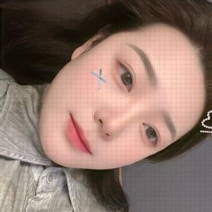 @阿笑大码女装穿搭头像