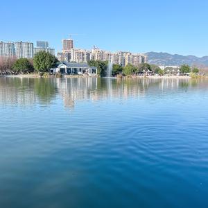 吃吃喝喝逛逛头像