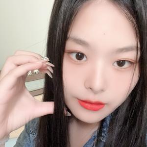 小棍不吃番茄🍅头像