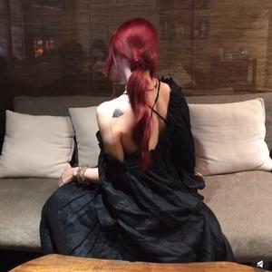 奈奈今年53📿头像