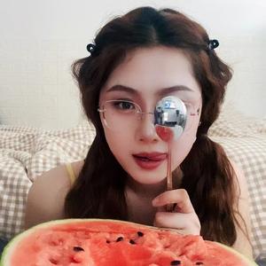 金金ω超哇塞✨头像