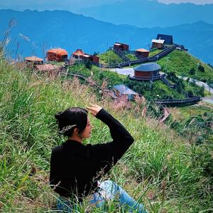 琳达𝑫𝒂𝒓𝒍𝒊𝒏𝒈头像