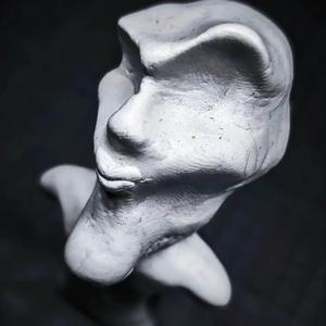 三亚酒吧订台头像