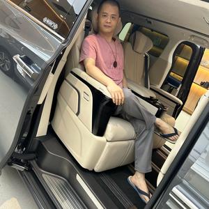 潮汕伟小宝头像