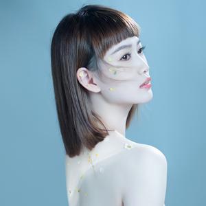 柳市美业大周周头像