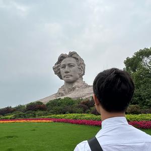 陵水新大洲-小鸿头像