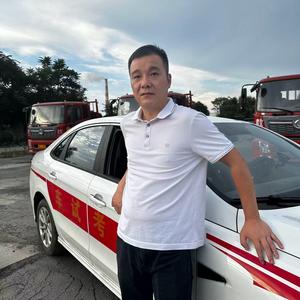 成都大成驾校赵校长头像