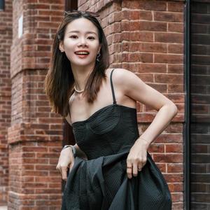 鱼余聊瑜伽IP头像