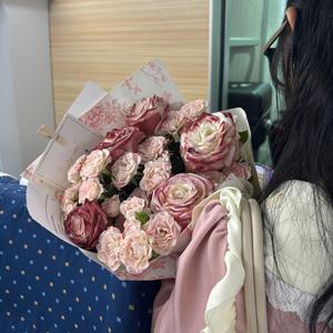 🌵🌵吃个橘子🍊头像