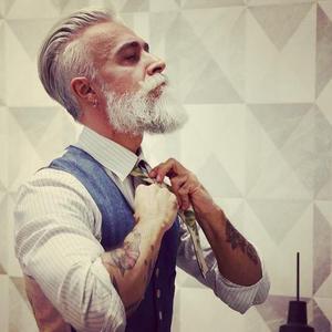 Mx（80後大叔）头像