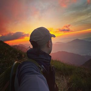 王这里跑。头像