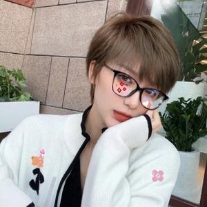 会吃的宁姐同款在橱窗头像