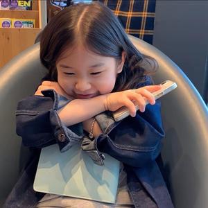 -爱吃鱼的喵头像