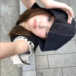 所有人都趁我不在欺负我的女孩头像