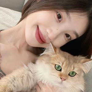 灿灿灿灿灿_头像