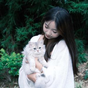 芮涵哒啦哒头像