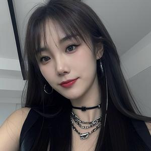 巴黎在逃圣母白莲花头像