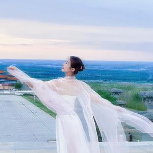 天阙明明老师呀头像