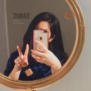 橙子有点甜吖头像