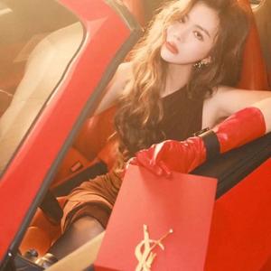 yoko郑楠TrumpTower35D头像