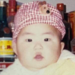 好圆一个桃子头像