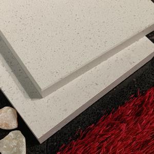 合力生水磨石头像