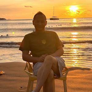 一半读书讲故事头像