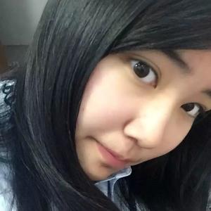 李欣儿头像