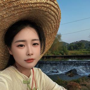 是聪不是虫在农村头像