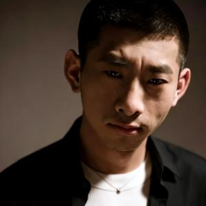 闯宝宝在拍照头像