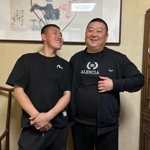 @亮哥头像