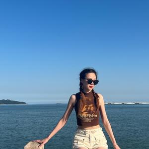 丽丽大宝贝头像