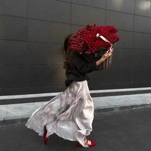 房产经纪人婷儿头像