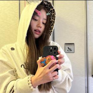 疯癫的淑女头像