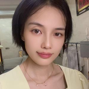 宝儿爱生活头像