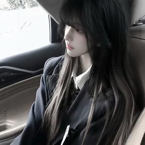 眼泪不听我的头像