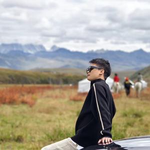 卖水果的抿抿田头像