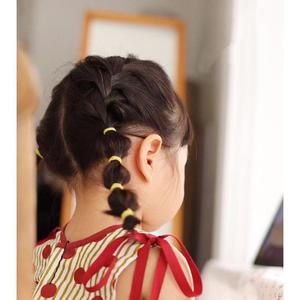 爱看书的小女生头像