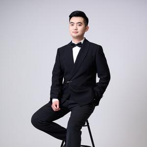 主持人涧松头像