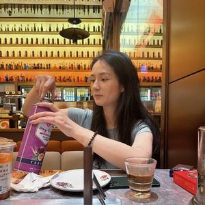 菜包爱打卡五星头像