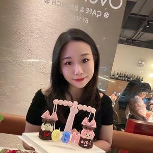 可露丽丽丽头像