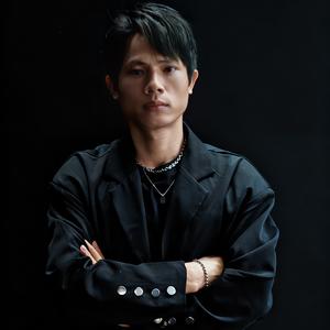 青丝青丝在那里头像