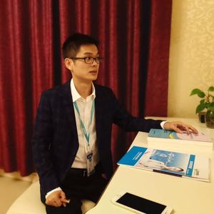 四川卫校吴主任头像