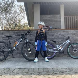 尹老板（小孩哥）头像